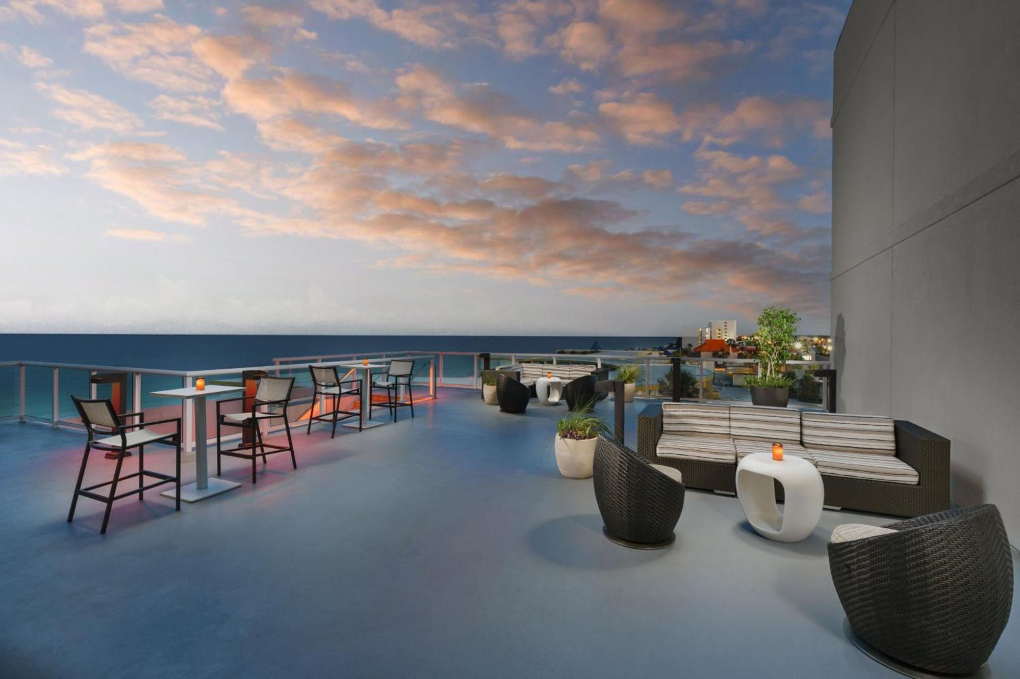 Springhill Suites By Marriott Panama City Beach Beachfront Esterno foto